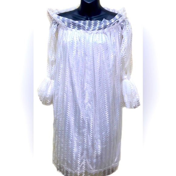 LACE WHITE OFF-SHOULDER DRESS FLOUNCE SLEEVES SZ M/L - Picture 1 of 12